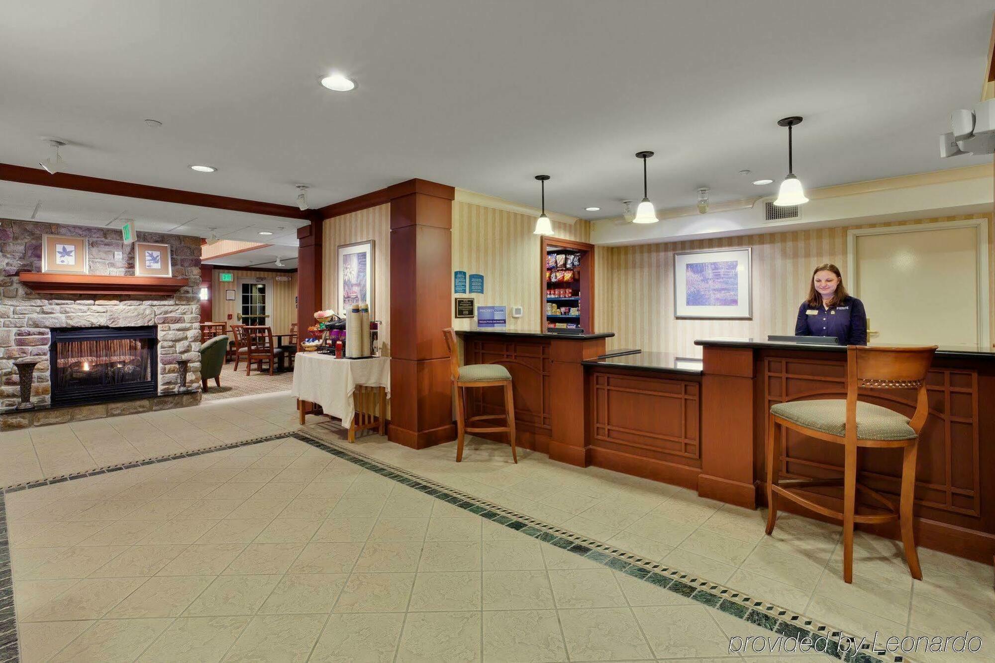 Staybridge Suites Allentown West Fogelsville Beltér fotó
